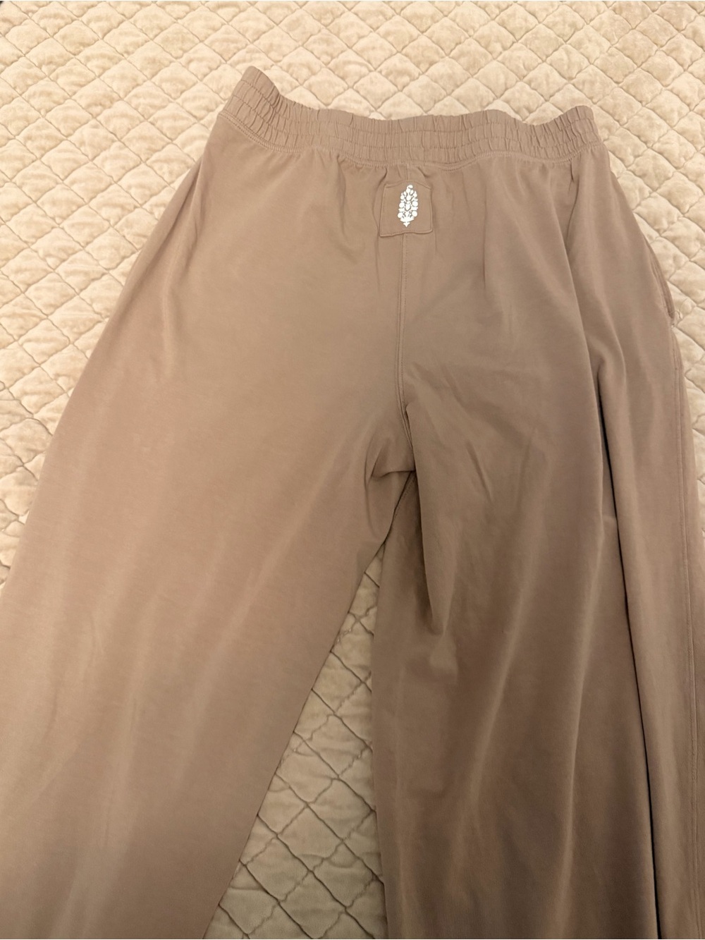 Free People Hotshot Crossover Joggers ONLY Sz Small - Picture 6 of 6
